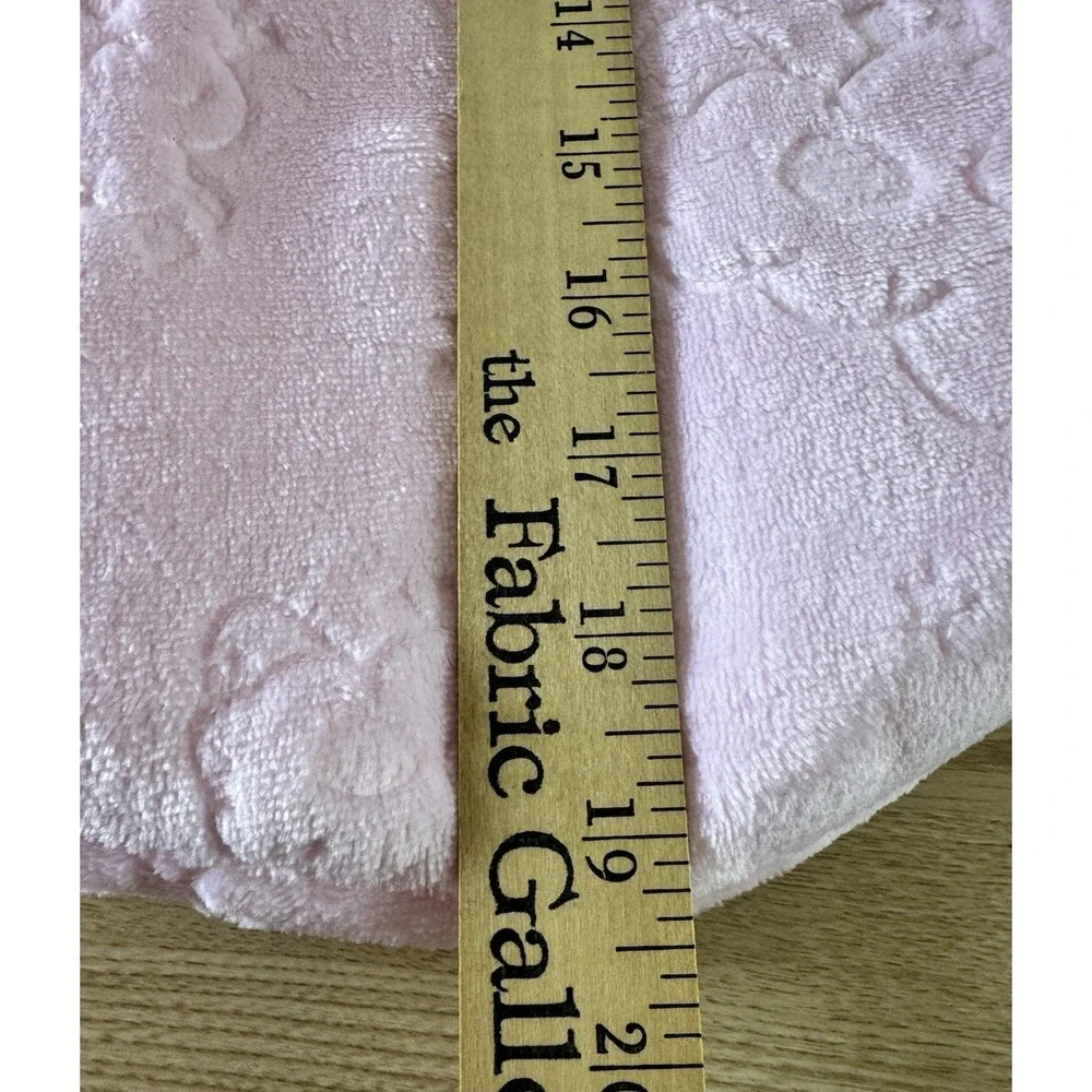 Amongst the Clouds Pink Embossed Swaddle 0-3M Sherpa Fleece NWT Baby Girl